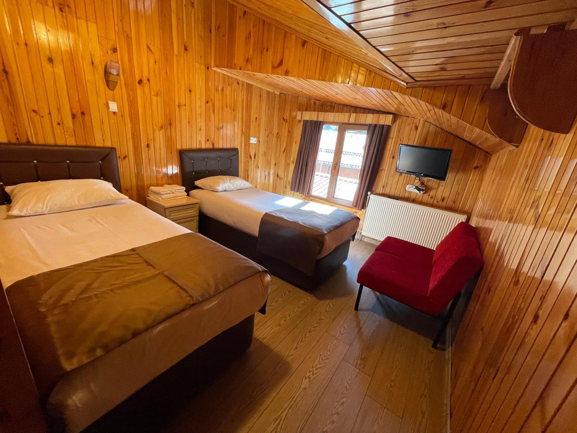 Ozkan Otel Uzungöl Buitenkant foto